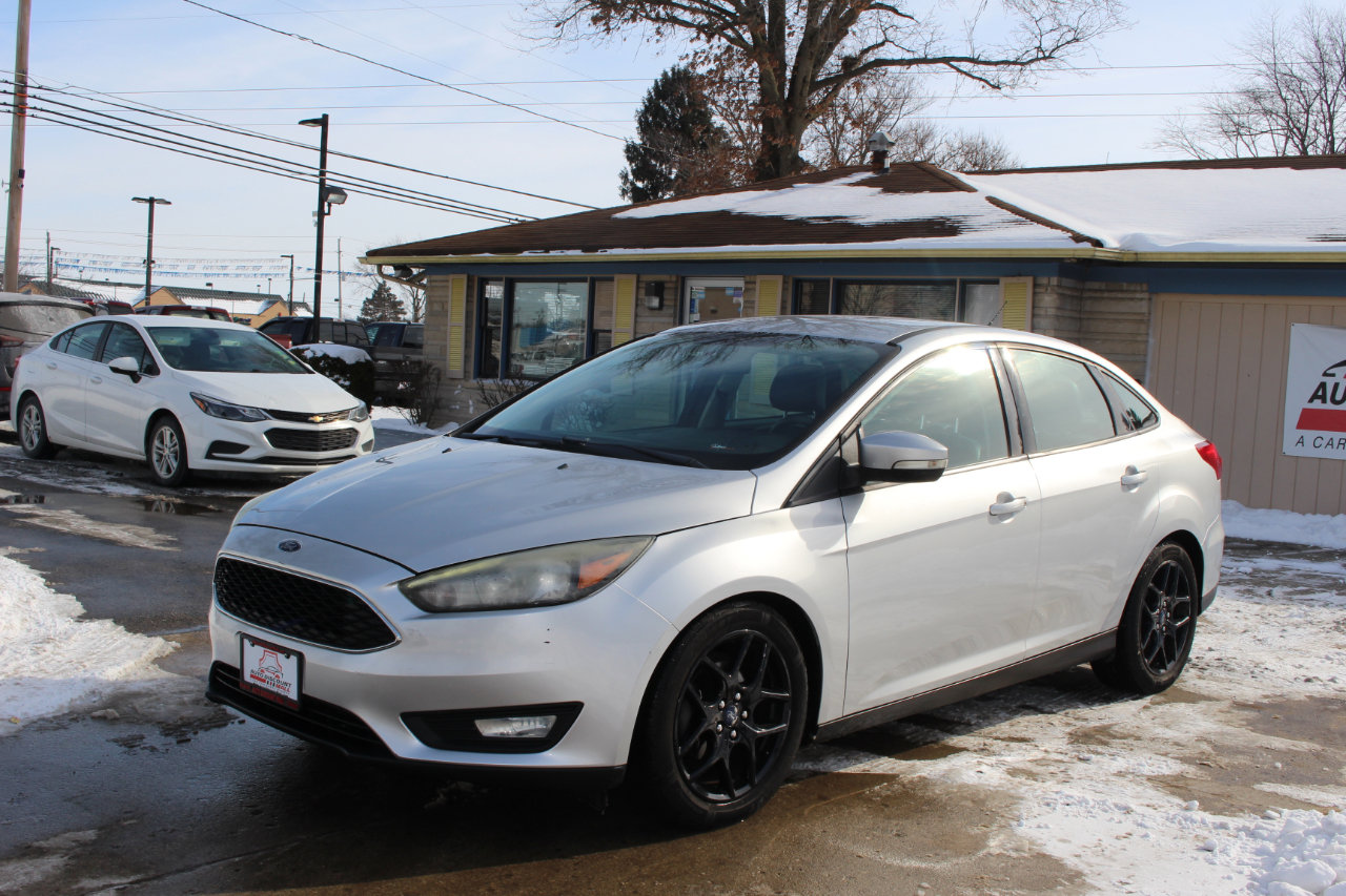 Used 2016 Ford Focus SE w/ Equipment Group 201A image 5