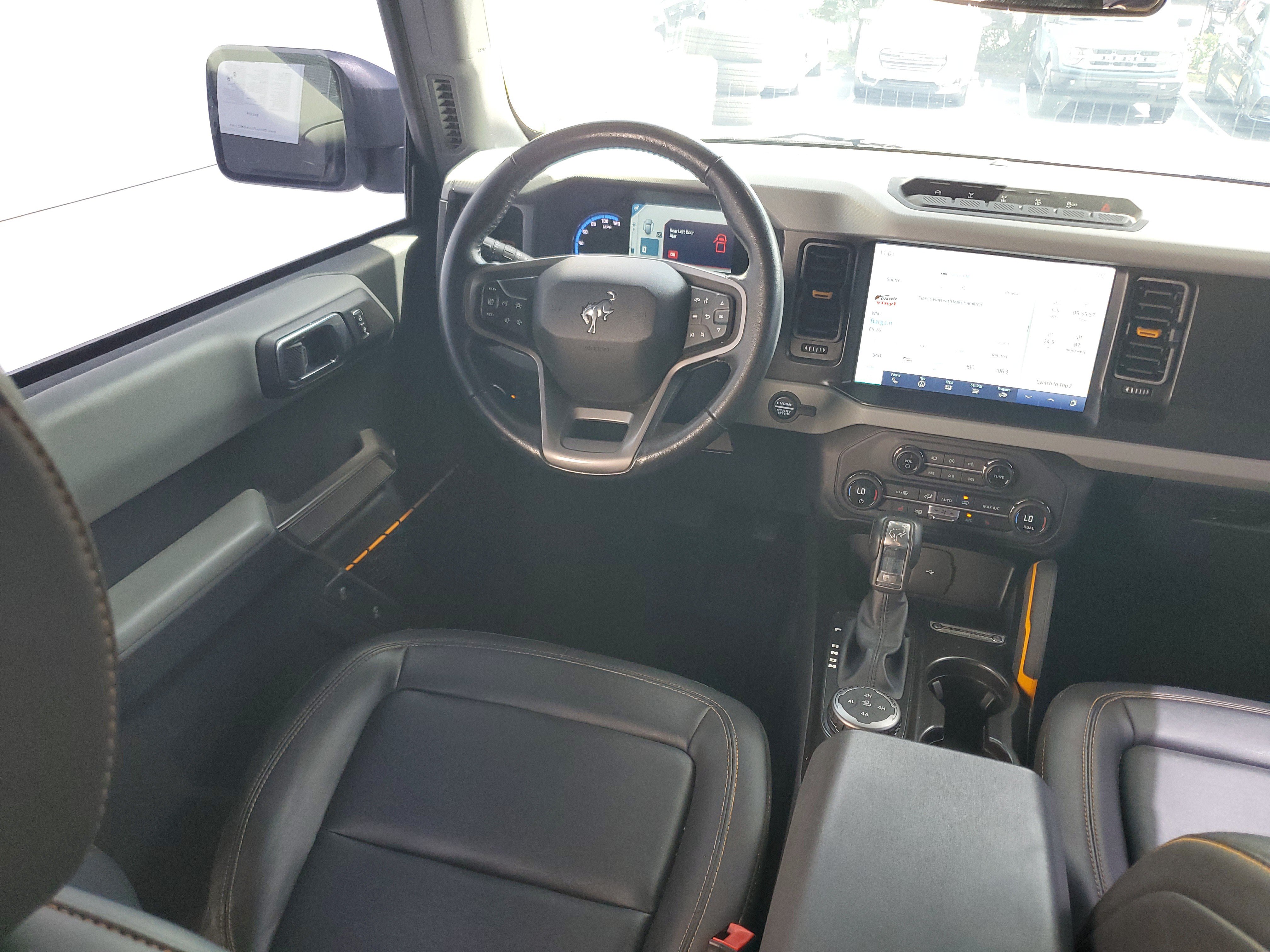 Used 2023 Ford Bronco Badlands AWD/4WD image 13
