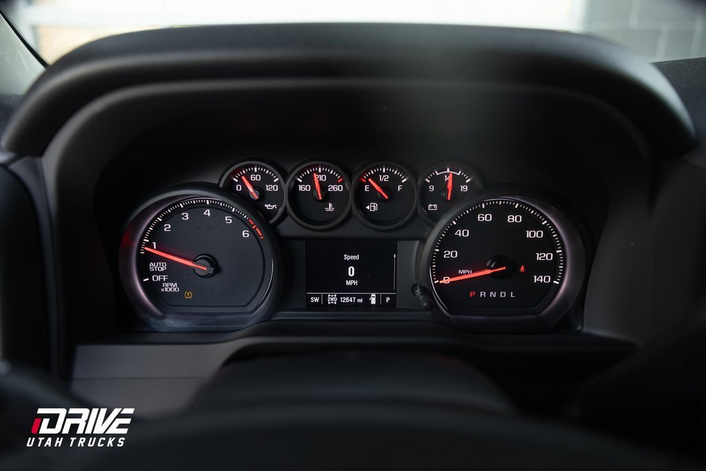 Used 2022 Chevrolet Silverado 1500 Custom image 31