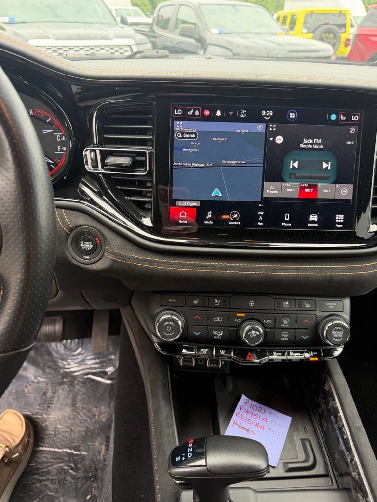 Used 2023 Dodge Durango R/T w/ Hemi Orange Plus Package AWD/4WD image 18