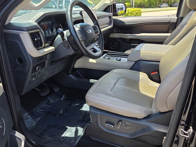 Used 2024 Ford Expedition Max Limited AWD/4WD image 9
