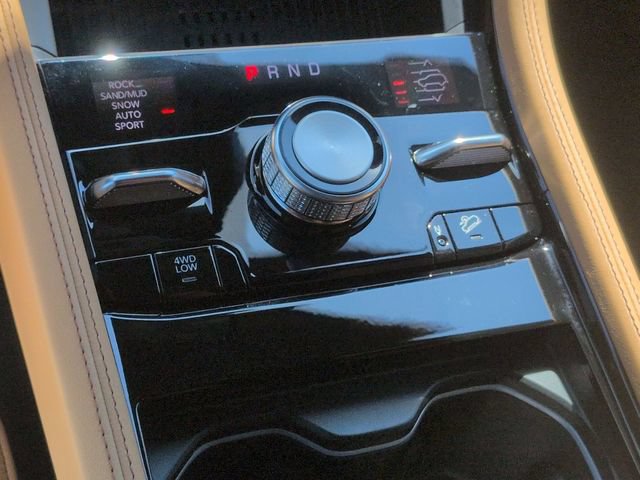New 2026 Jeep Grand Cherokee L Summit w/ Obsidian Package AWD/4WD image 25