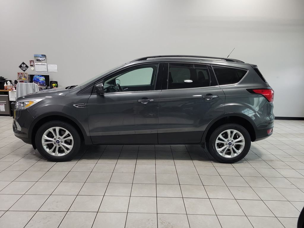 Used 2019 Ford Escape SEL image 4