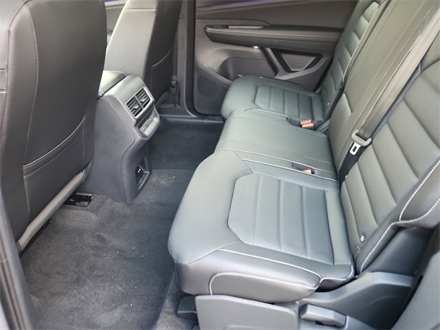 New 2026 Volkswagen Atlas Cross Sport SEL R-Line image 8