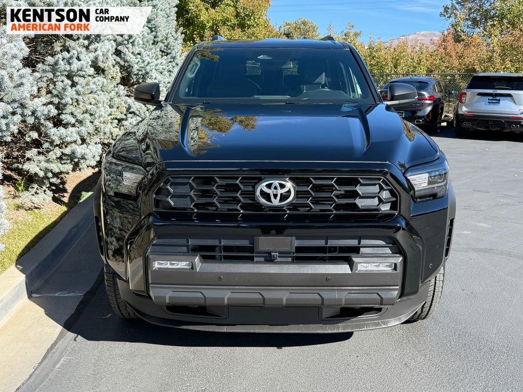 Used 2025 Toyota 4Runner TRD Off-Road image 2