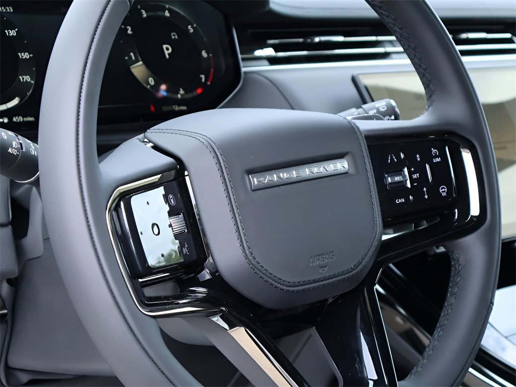 New 2025 Land Rover Range Rover Sport Dynamic SE image 17