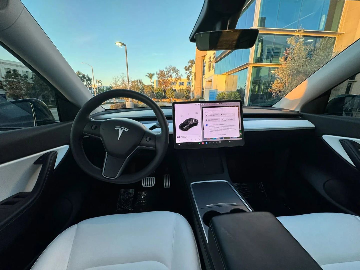 Used 2023 Tesla Model Y Performance AWD/4WD image 25
