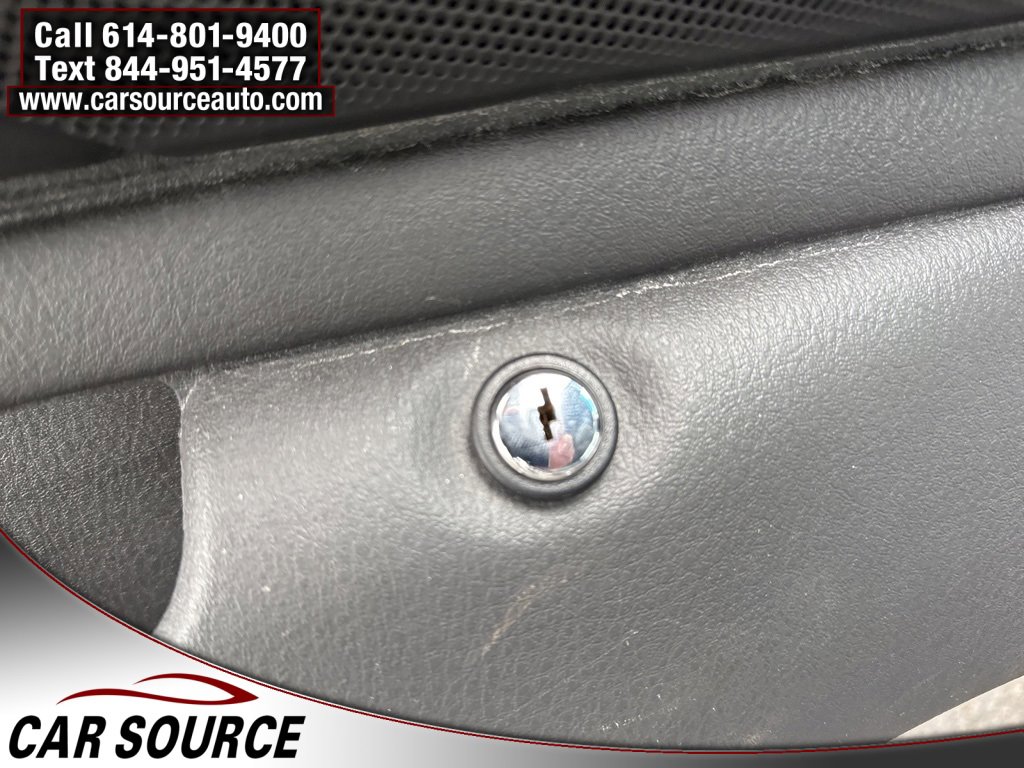 Used 2002 Ford Thunderbird image 18
