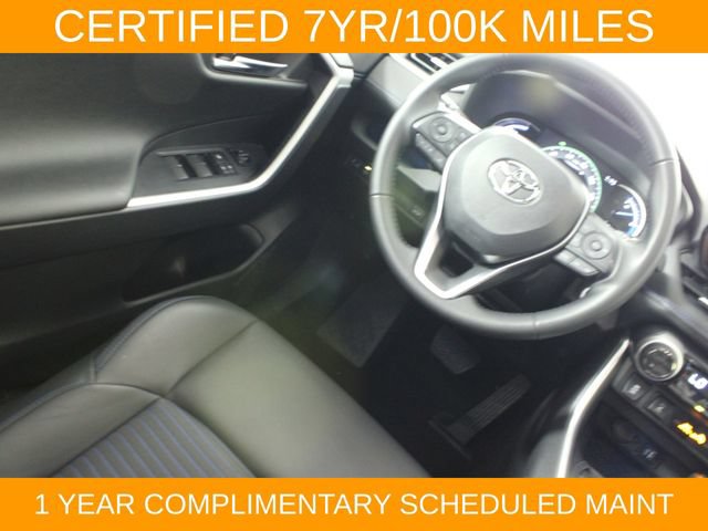 Used 2025 Toyota RAV4 XSE AWD/4WD image 16