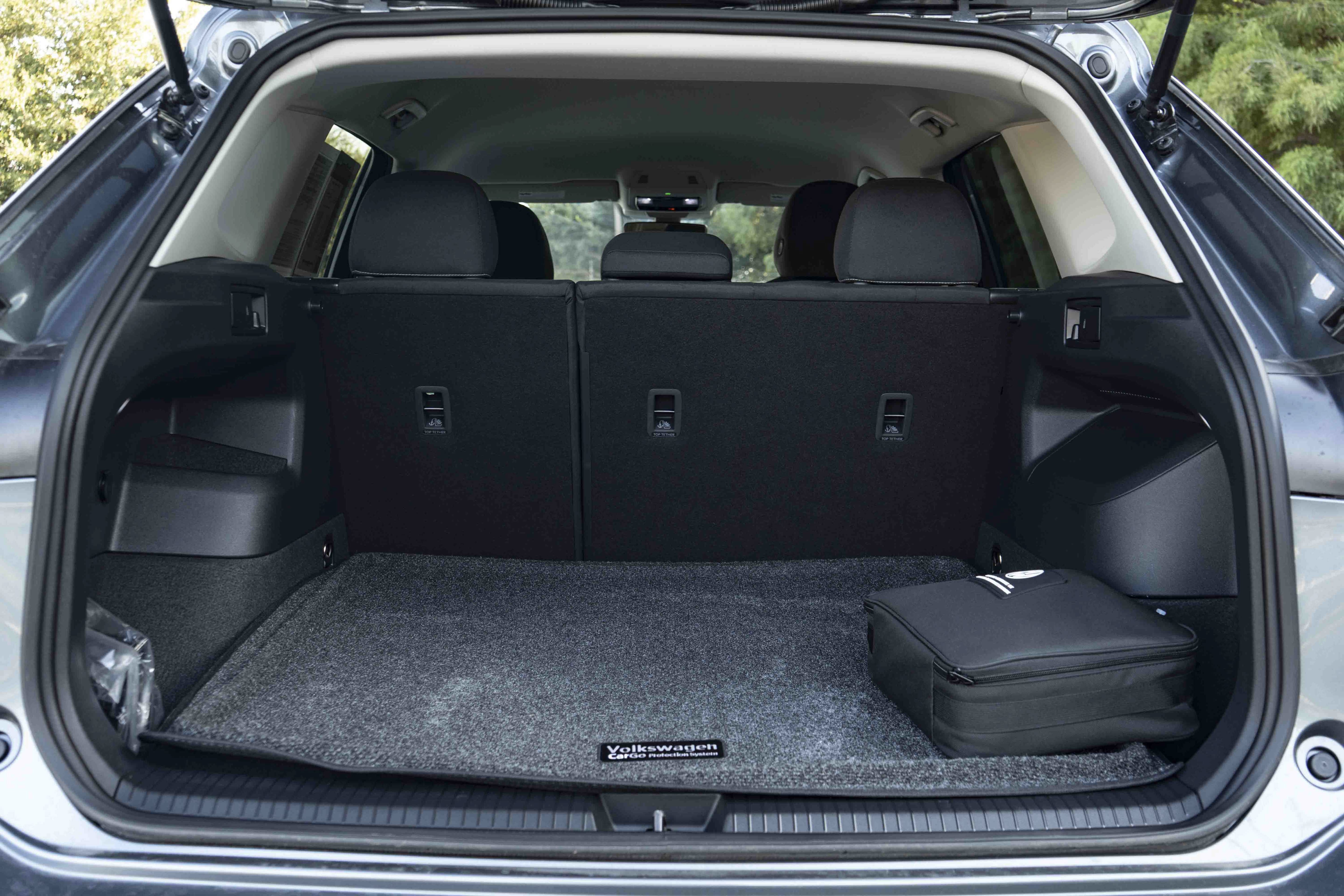 Certified 2026 Volkswagen Tiguan S FWD image 35
