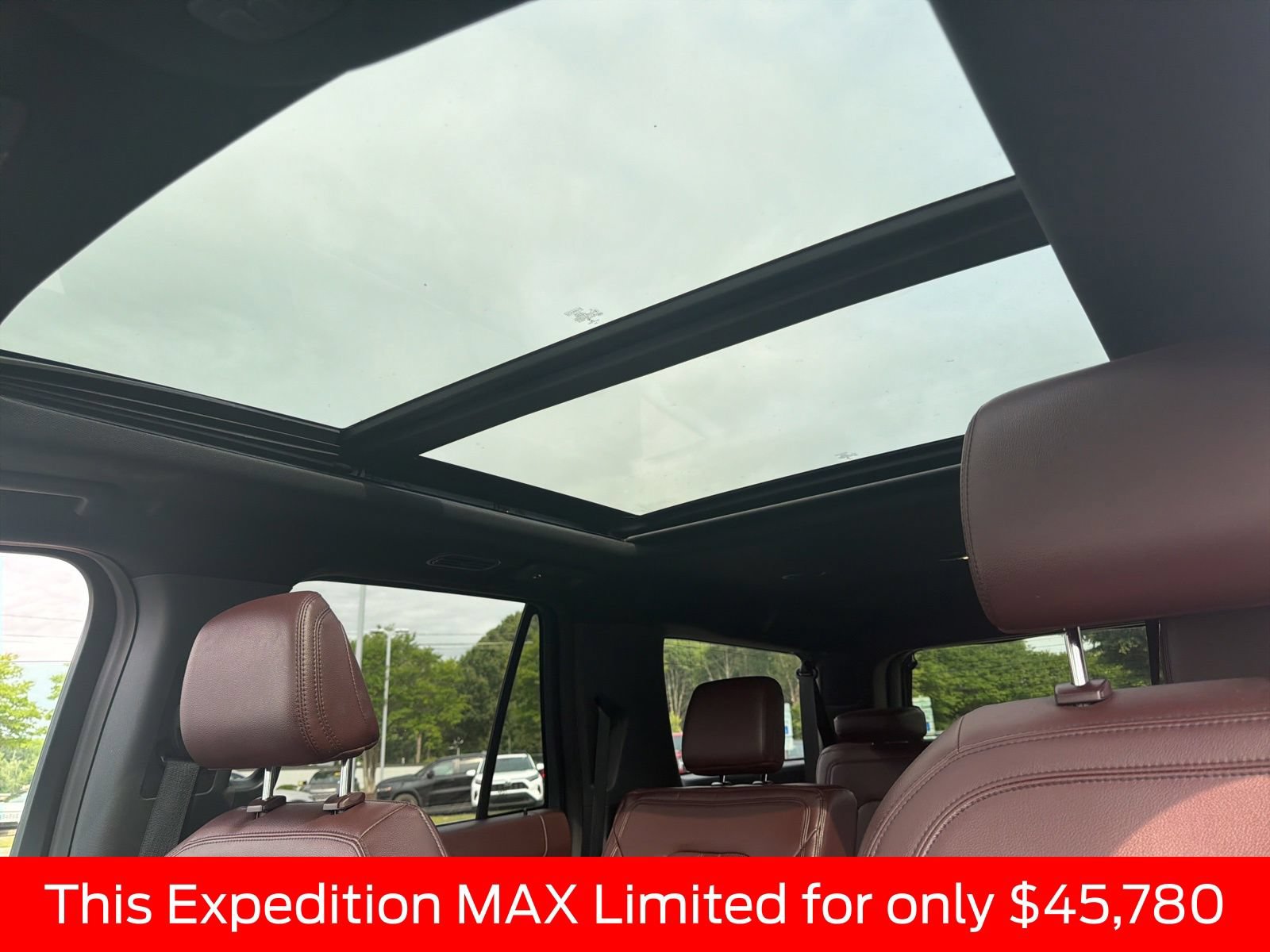 Used 2022 Ford Expedition Max Limited RWD image 11