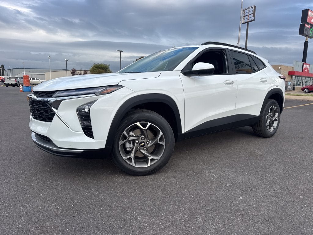 New 2026 Chevrolet Trax LT w/ Driver Confidence Package