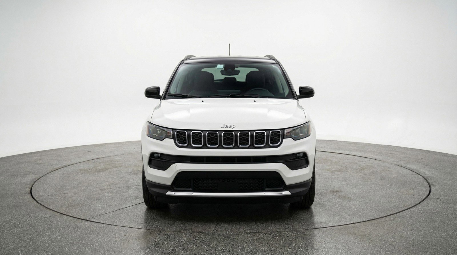 Used 2025 Jeep Compass Latitude image 2