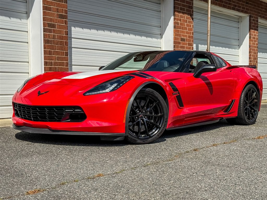 Used 2019 Chevrolet Corvette Grand Sport RWD image 6