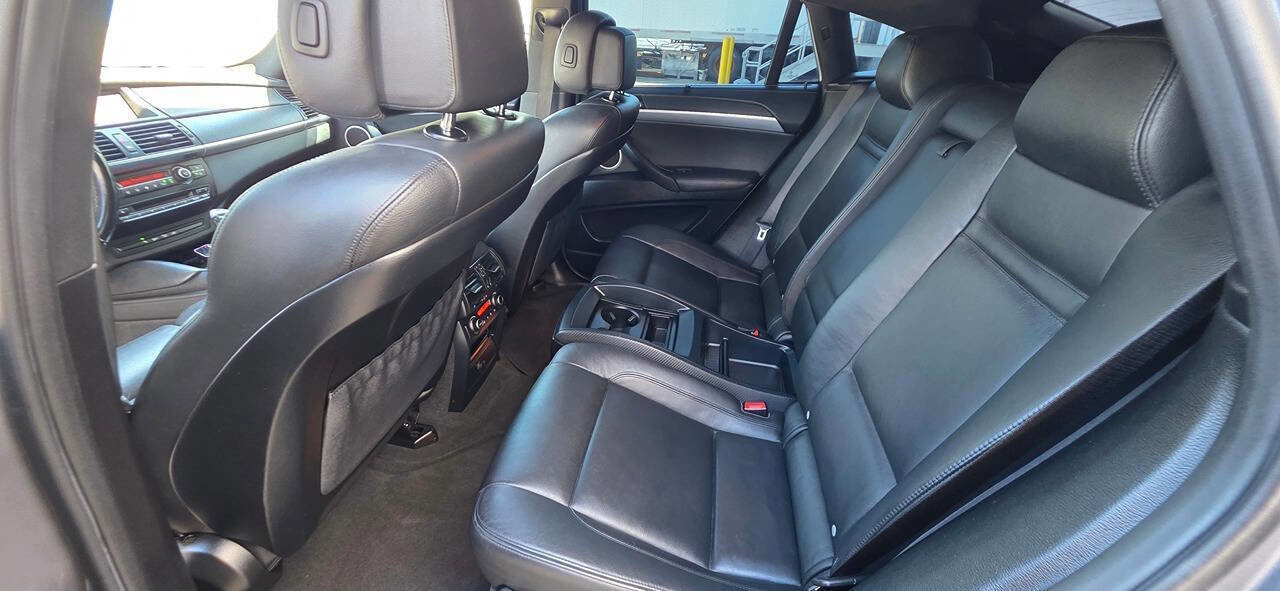 Used 2010 BMW X6 M image 14
