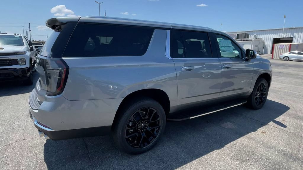 New 2026 Chevrolet Suburban Premier w/ Sun And Tow Package AWD/4WD image 2