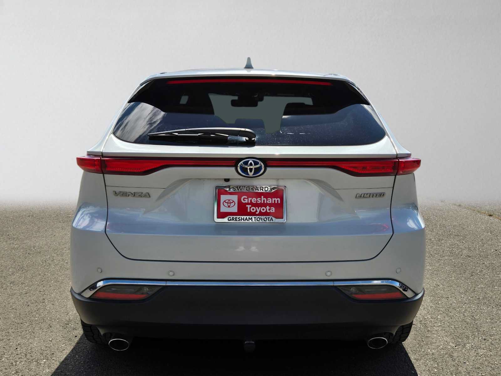Used 2024 Toyota Venza Limited AWD/4WD image 5