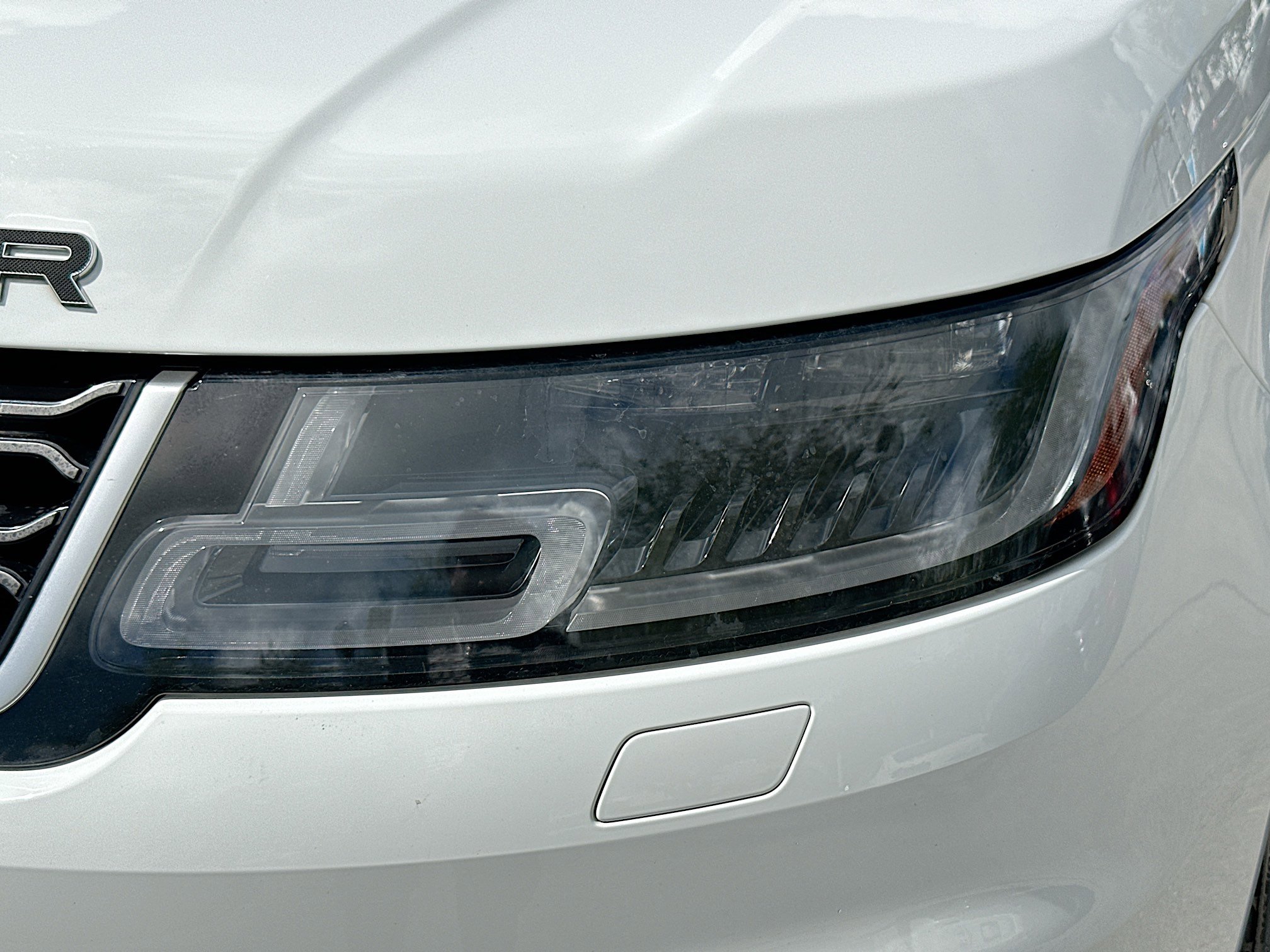 Used 2020 Land Rover Range Rover Sport HSE image 31