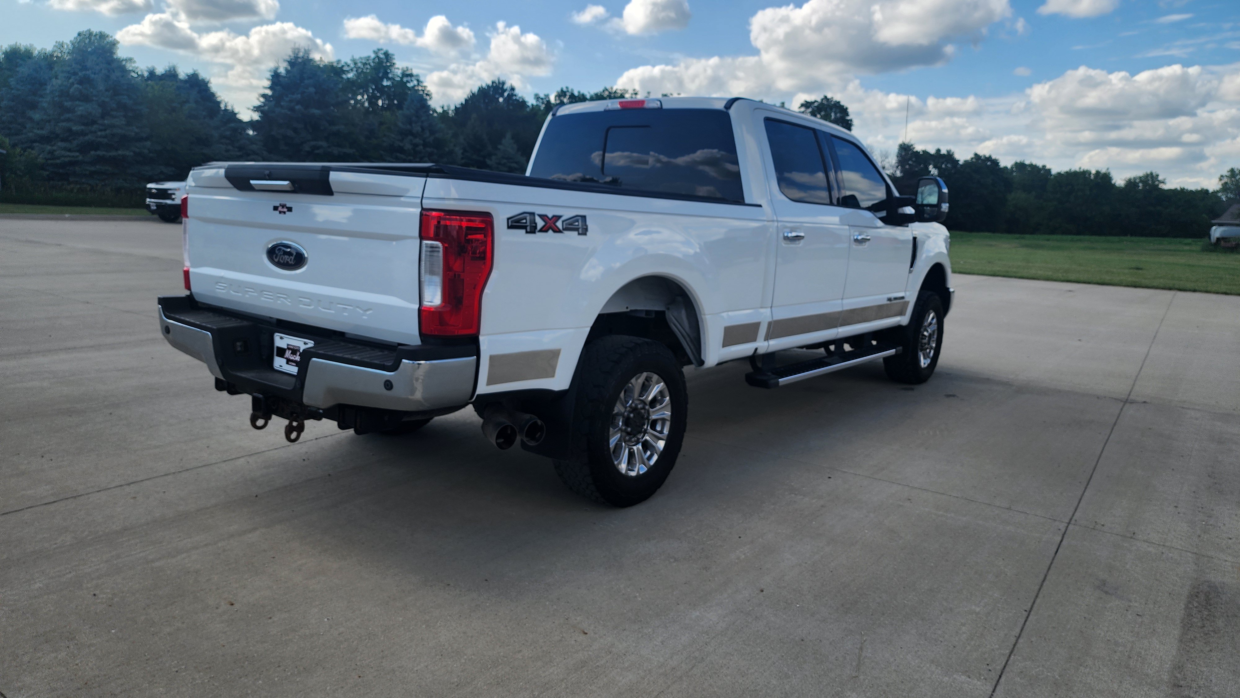 Used 2017 Ford F250 Lariat w/ Chrome Package AWD/4WD image 5