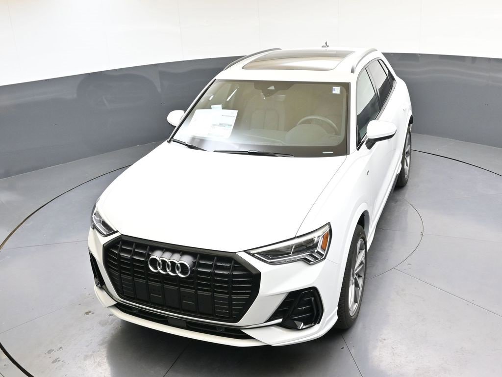 New 2025 Audi Q3 2.0T Premium image 36