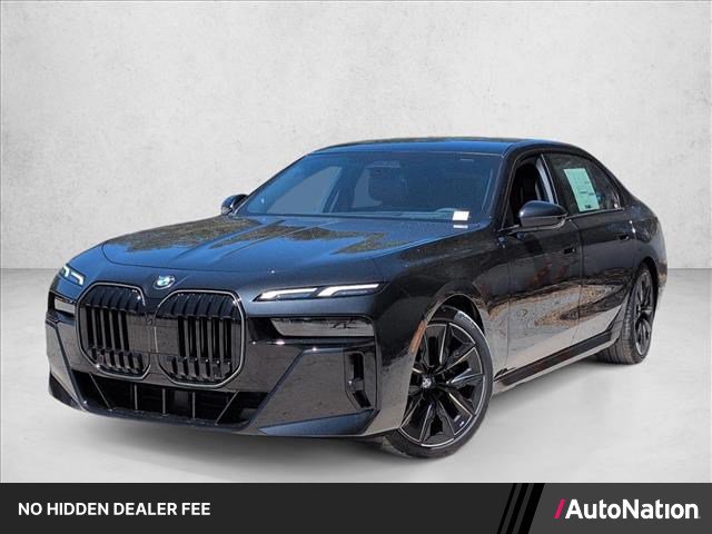 New 2026 BMW 760i xDrive w/ Luxury Rear Seating Package