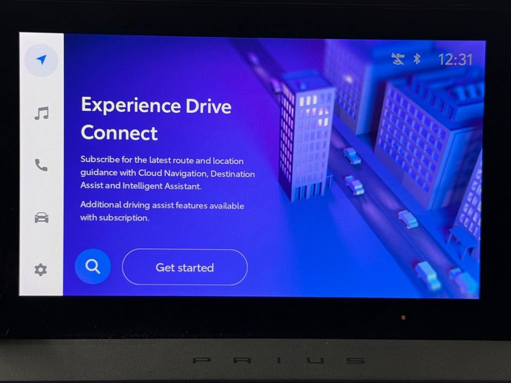 Certified 2025 Toyota Prius Plug-In Hybrid FWD image 32