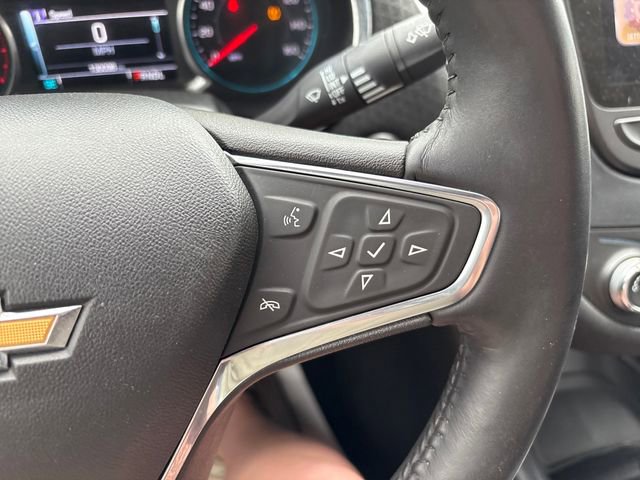 Used 2017 Chevrolet Malibu LT FWD image 12