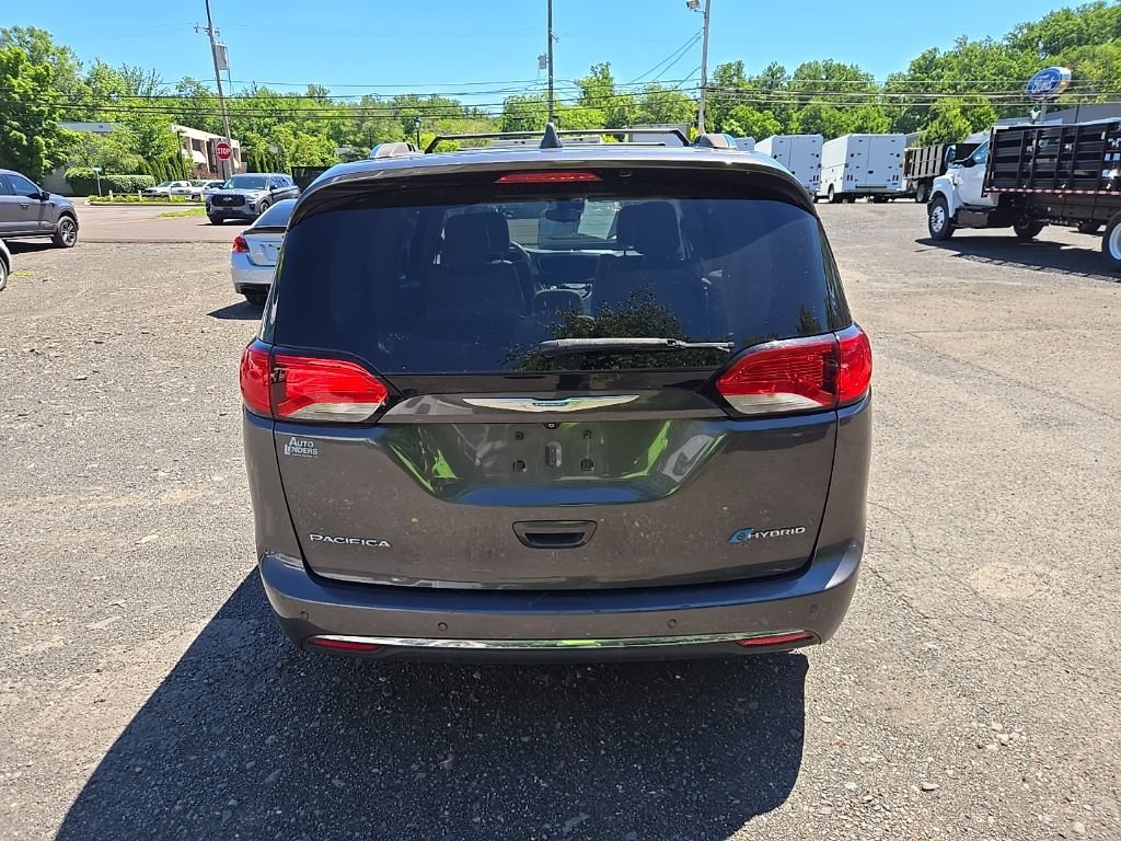 Used 2017 Chrysler Pacifica Platinum FWD image 5