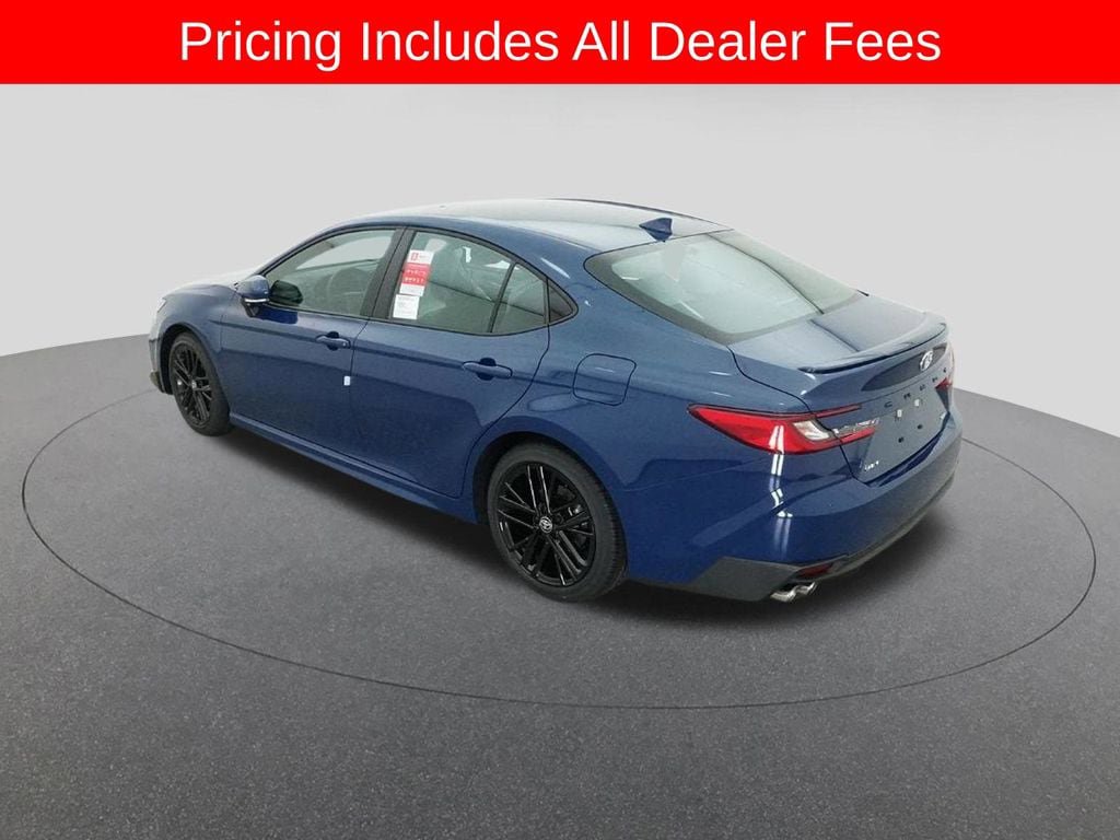 New 2026 Toyota Camry SE FWD image 5