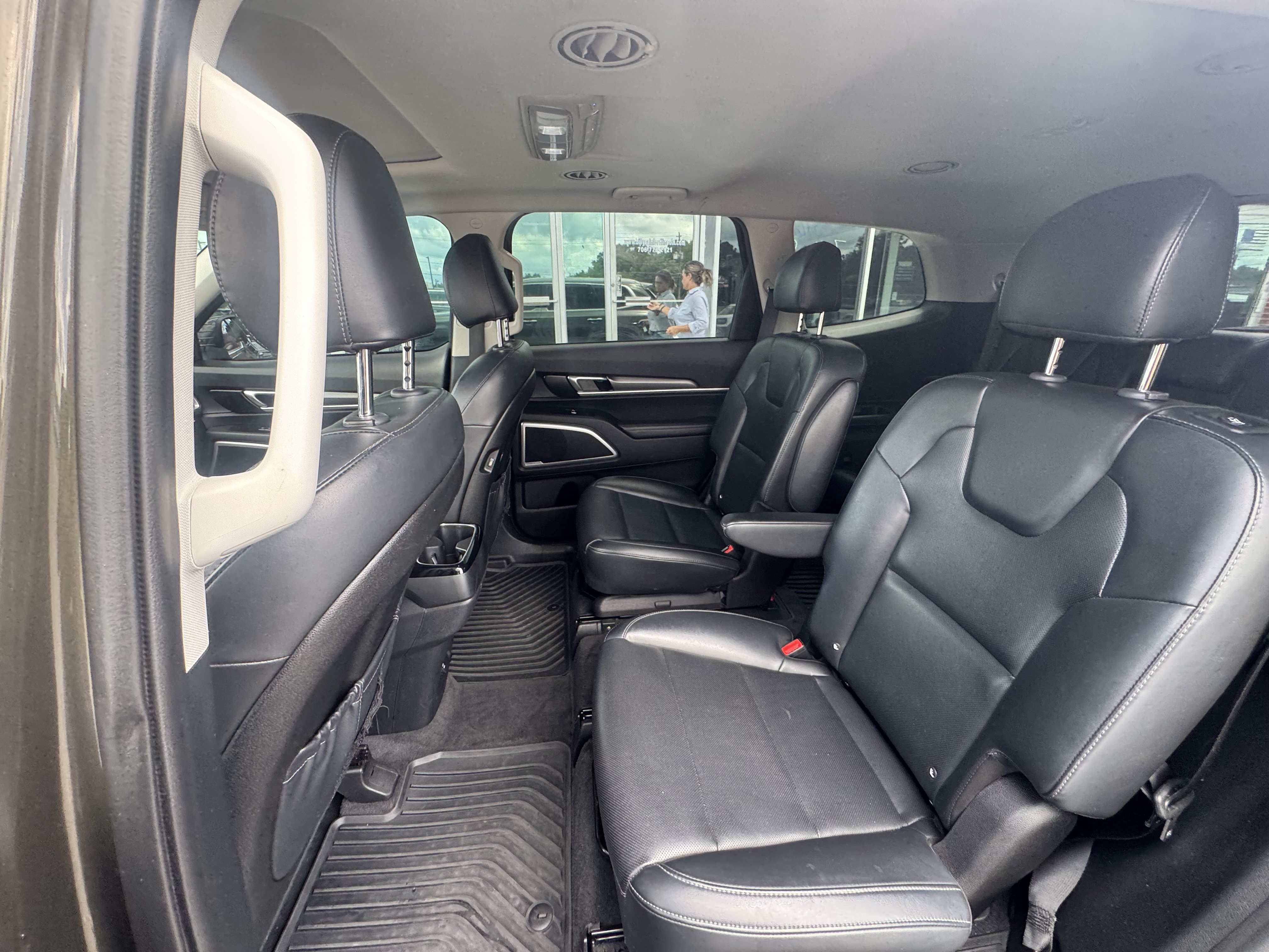 Used 2020 Kia Telluride S AWD/4WD image 8