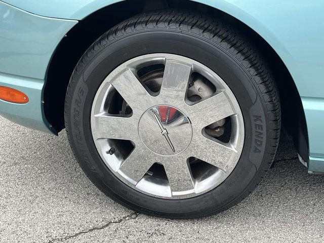 Used 2002 Ford Thunderbird image 9