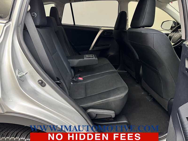 Used 2015 Toyota RAV4 LE AWD/4WD image 17