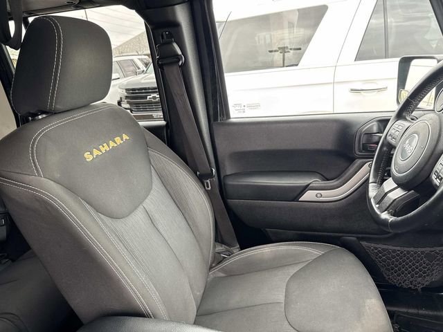 Used 2015 Jeep Wrangler Unlimited Sahara w/ Dual Top Group image 13