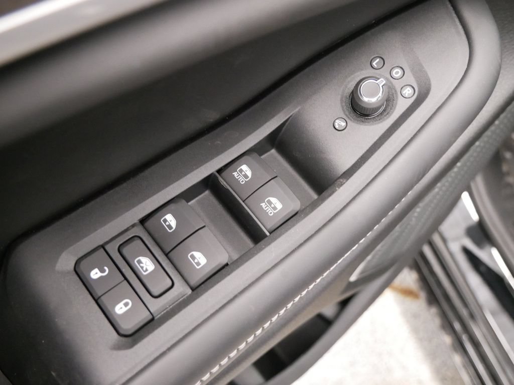 New 2027 Jeep Grand Cherokee Limited AWD/4WD image 19