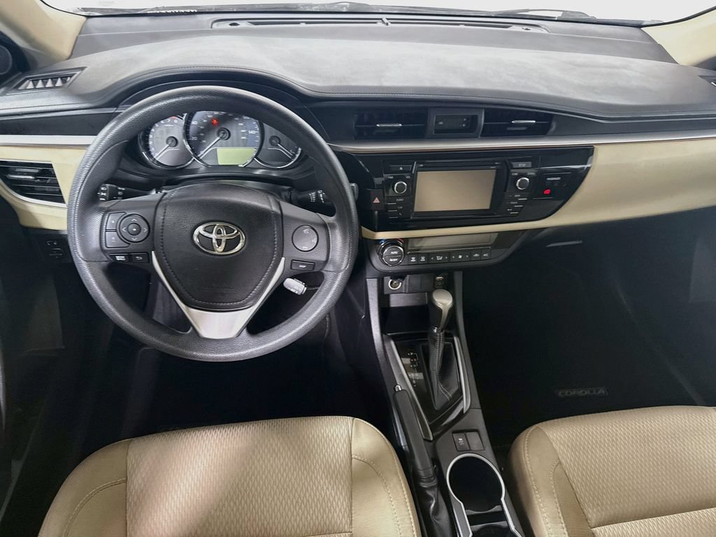 Used 2016 Toyota Corolla LE FWD image 19