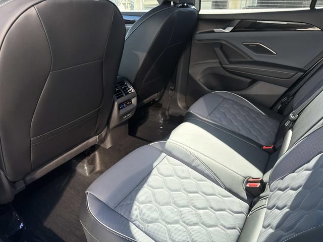 New 2026 Volkswagen Tiguan SEL R-Line AWD/4WD image 10