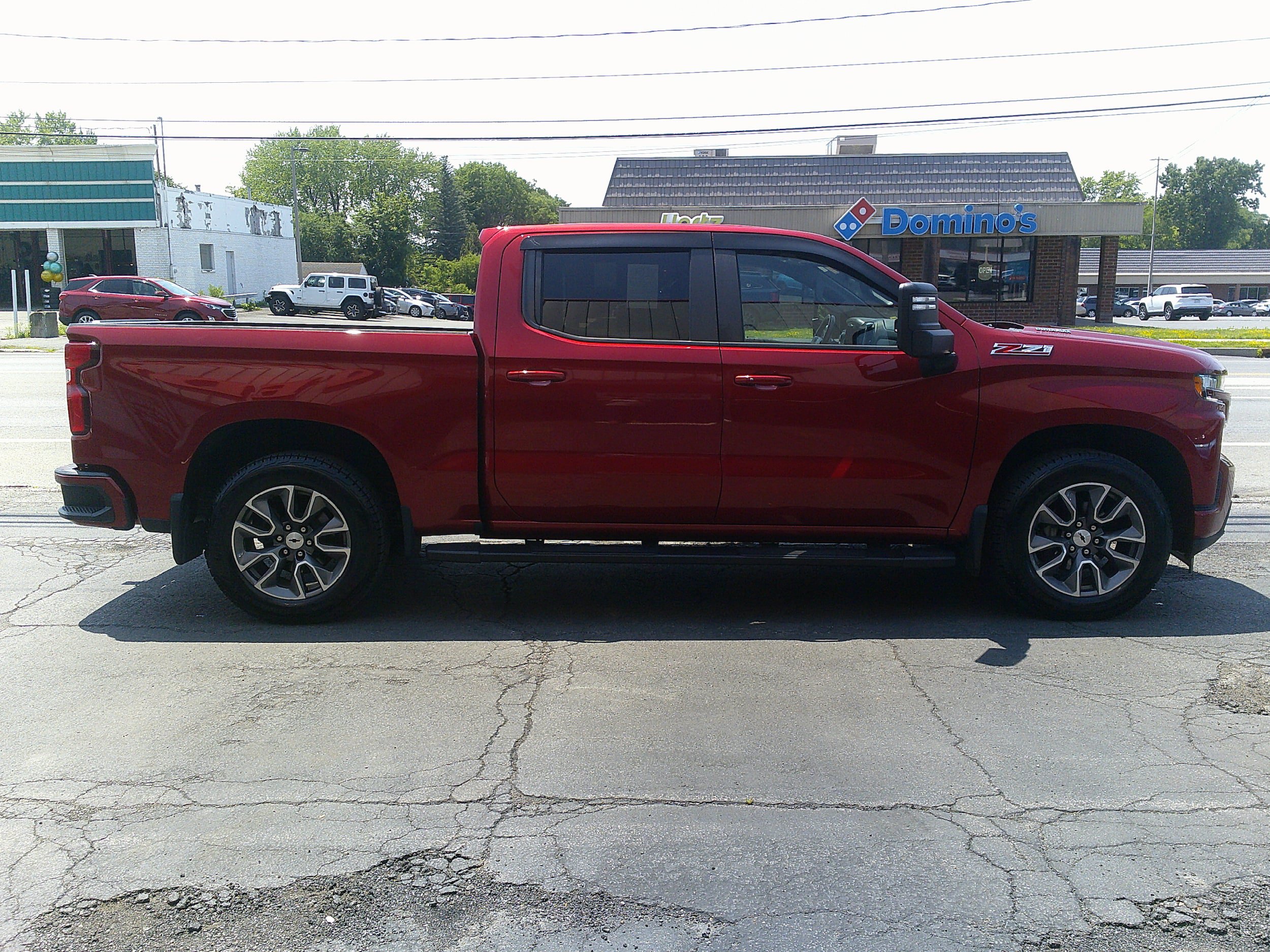 Used 2021 Chevrolet Silverado 1500 RST AWD/4WD image 7