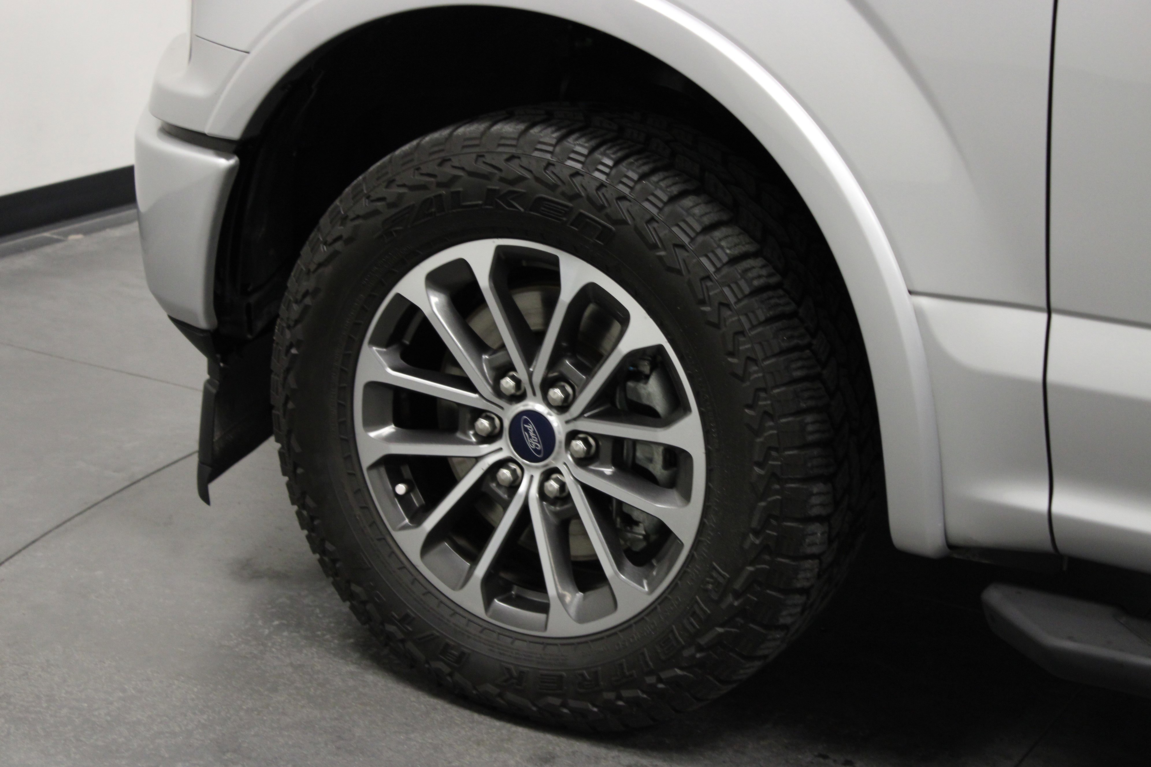 Used 2019 Ford F150 XLT w/ Equipment Group 302A Luxury image 11