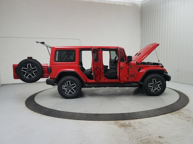 New 2026 Jeep Wrangler Unlimited Sahara AWD/4WD image 17
