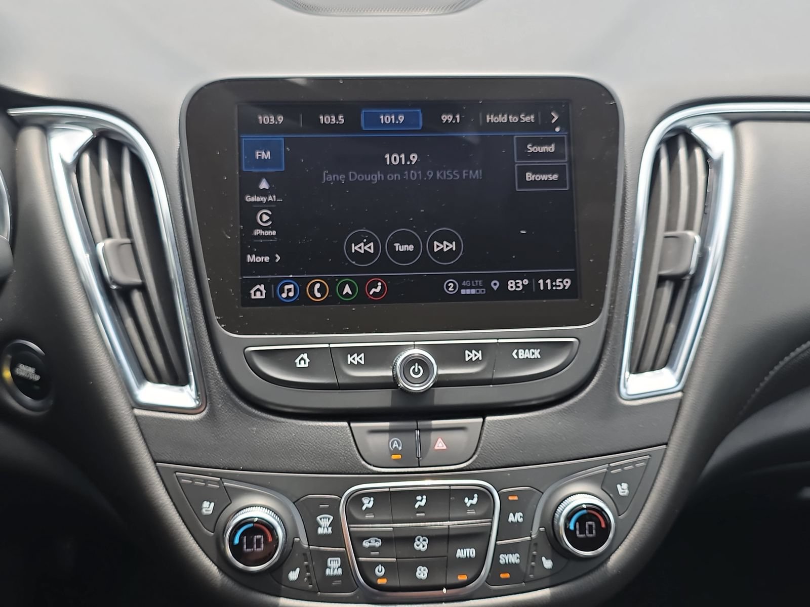 Used 2024 Chevrolet Malibu LT FWD image 19