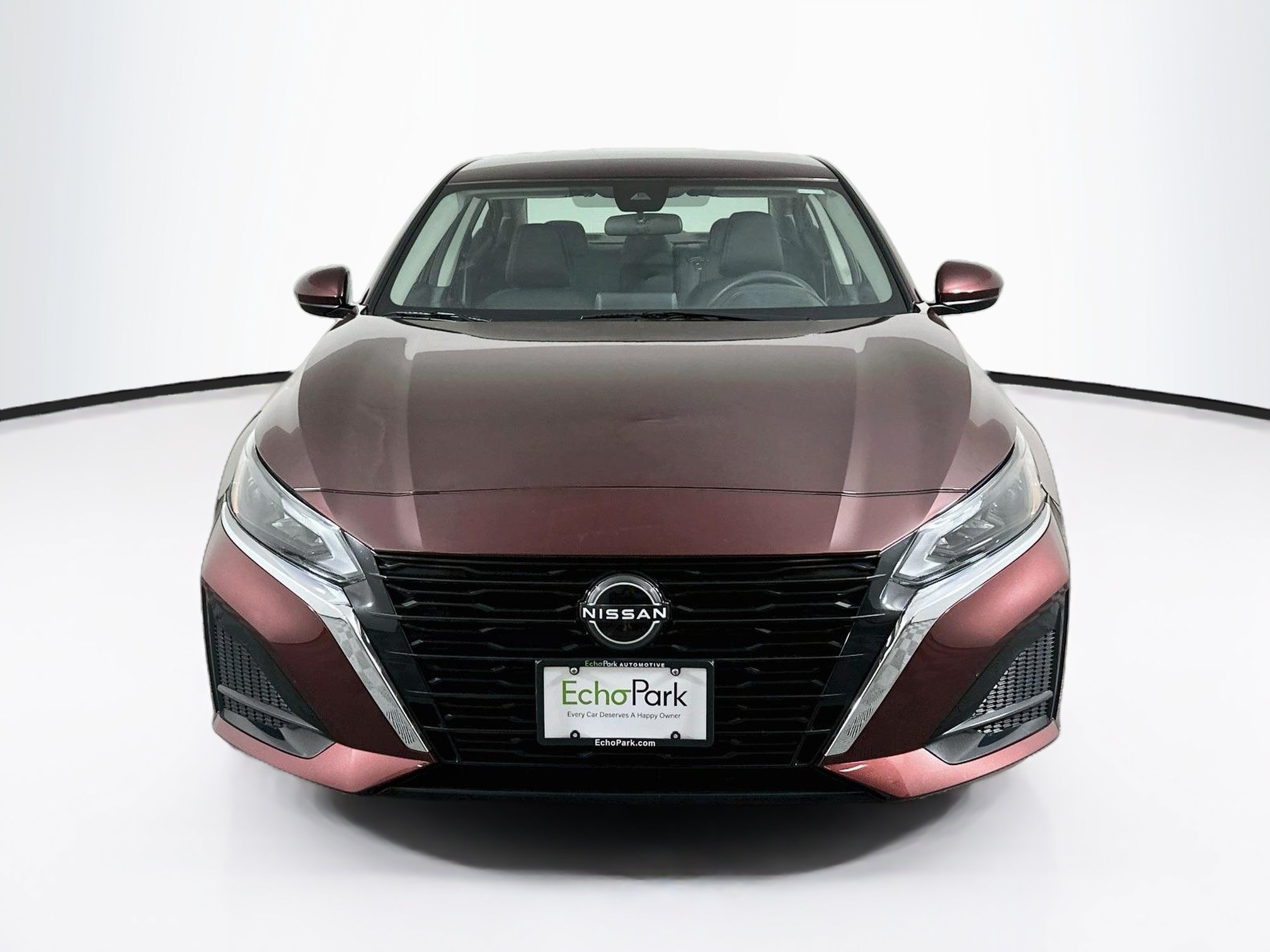 Used 2023 Nissan Altima 2.5 SV FWD image 2