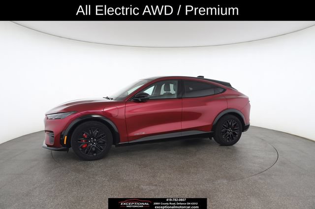 Used 2025 Ford Mustang Mach-E Premium w/ Sport Appearance Package AWD/4WD image 5