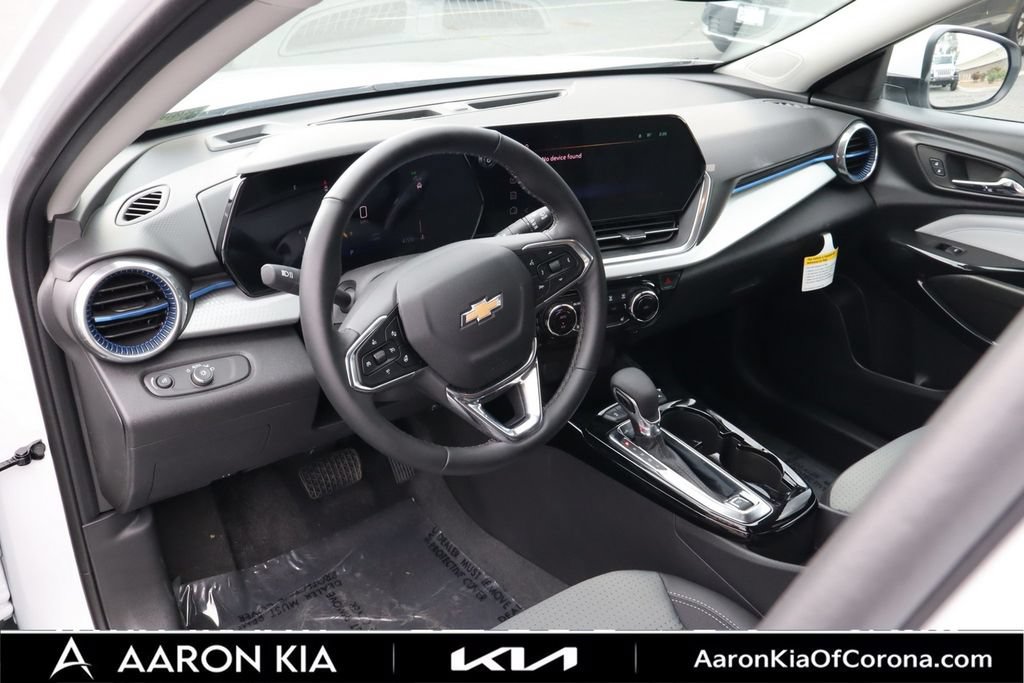 Used 2026 Chevrolet Trax LT w/ Driver Confidence Package FWD image 16