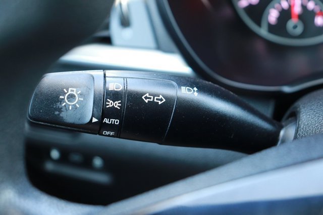 Used 2020 Kia Optima LX FWD image 21