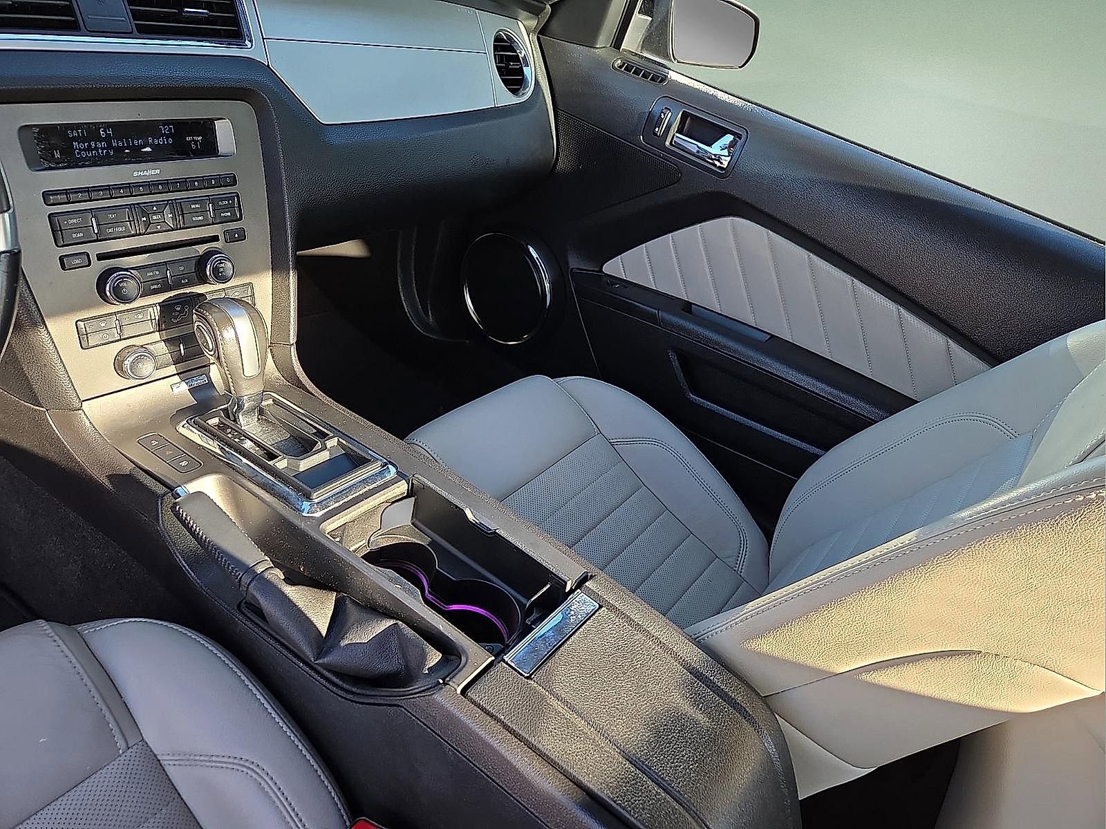 Used 2013 Ford Mustang Premium RWD image 12