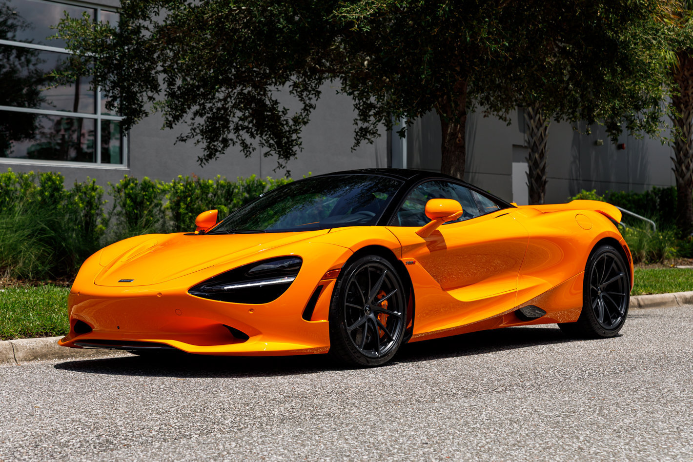New 2027 McLaren 750S RWD image 21