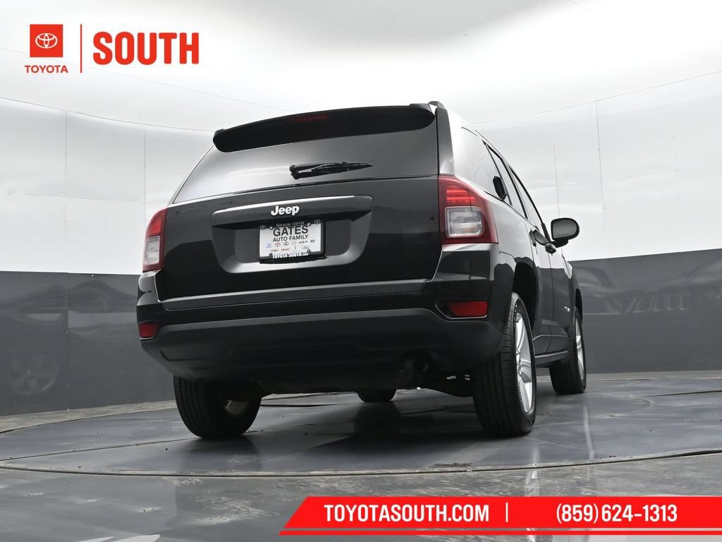 Used 2017 Jeep Compass Sport w/ Power Value Group FWD image 30