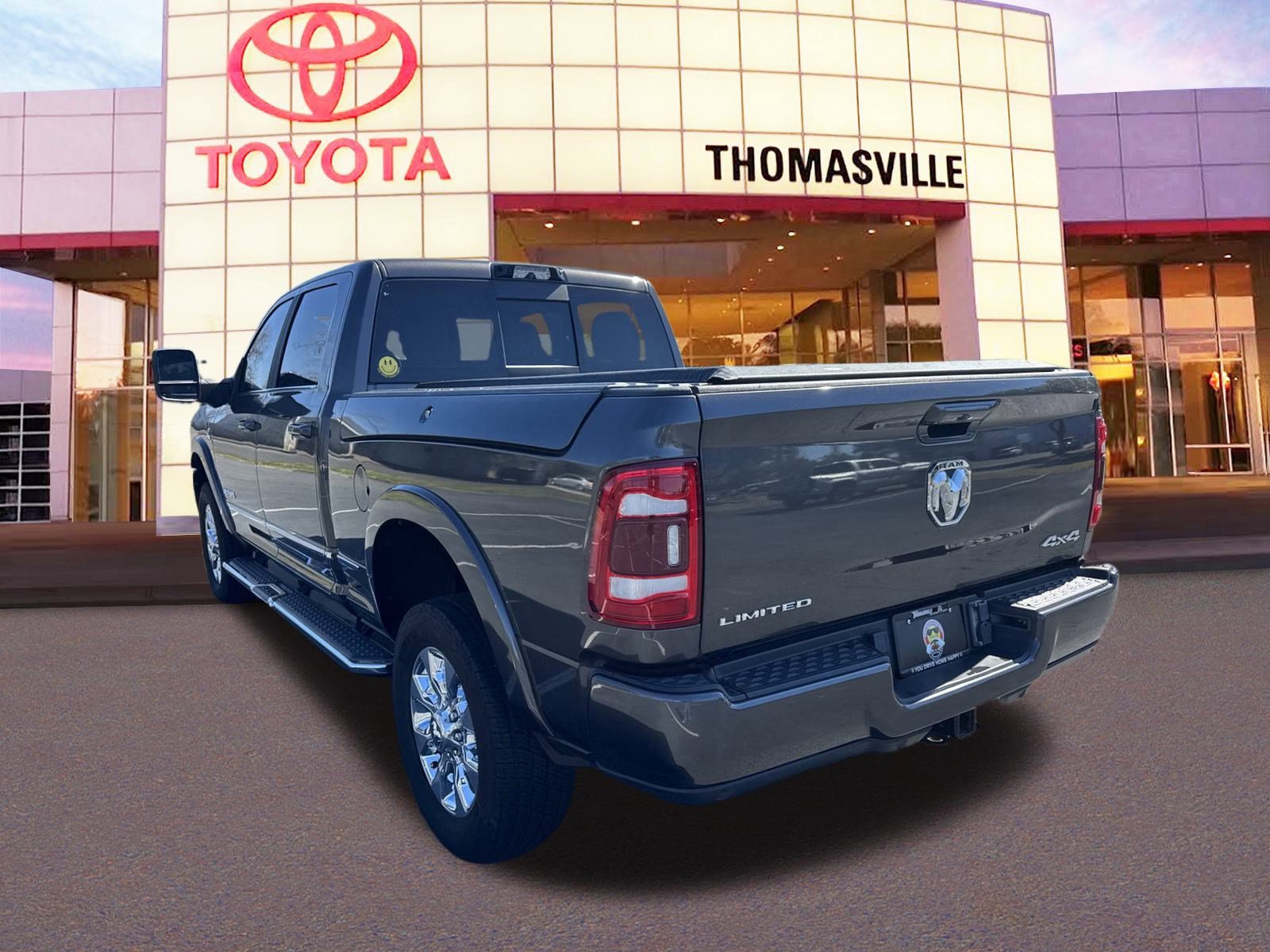 Used 2024 RAM 2500 Limited image 7