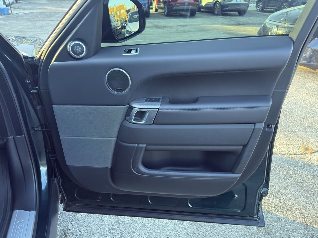 Used 2021 Land Rover Range Rover Sport HST image 8