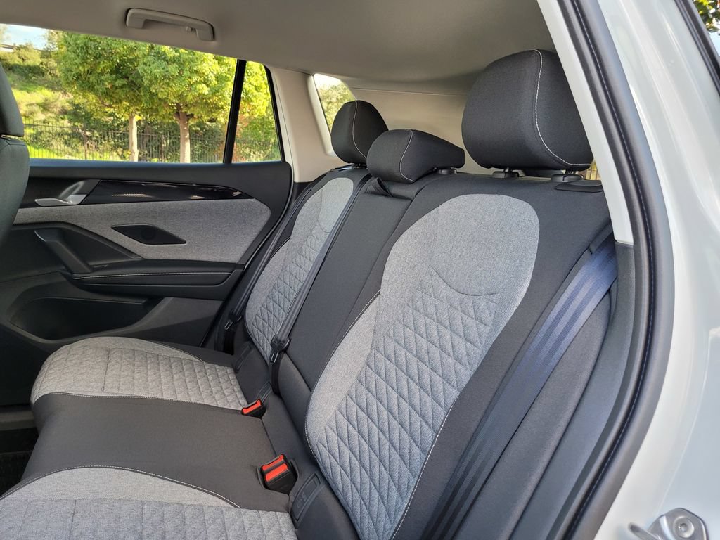 New 2026 Volkswagen Tiguan S FWD image 13
